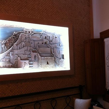 Nectarios Villa - Studios & Suites Adults Only Fira  Bagian luar foto