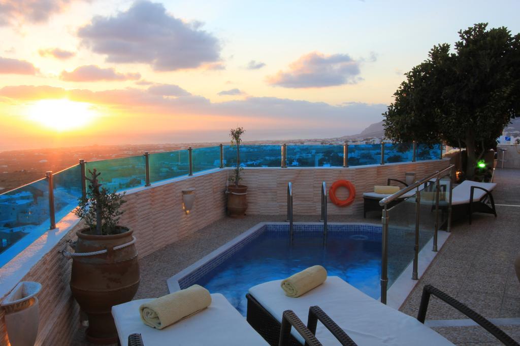 Nectarios Villa - Studios & Suites Adults Only Fira  Bagian luar foto