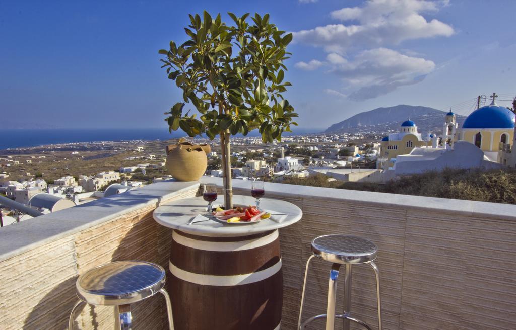 Nectarios Villa - Studios & Suites Adults Only Fira  Bagian luar foto