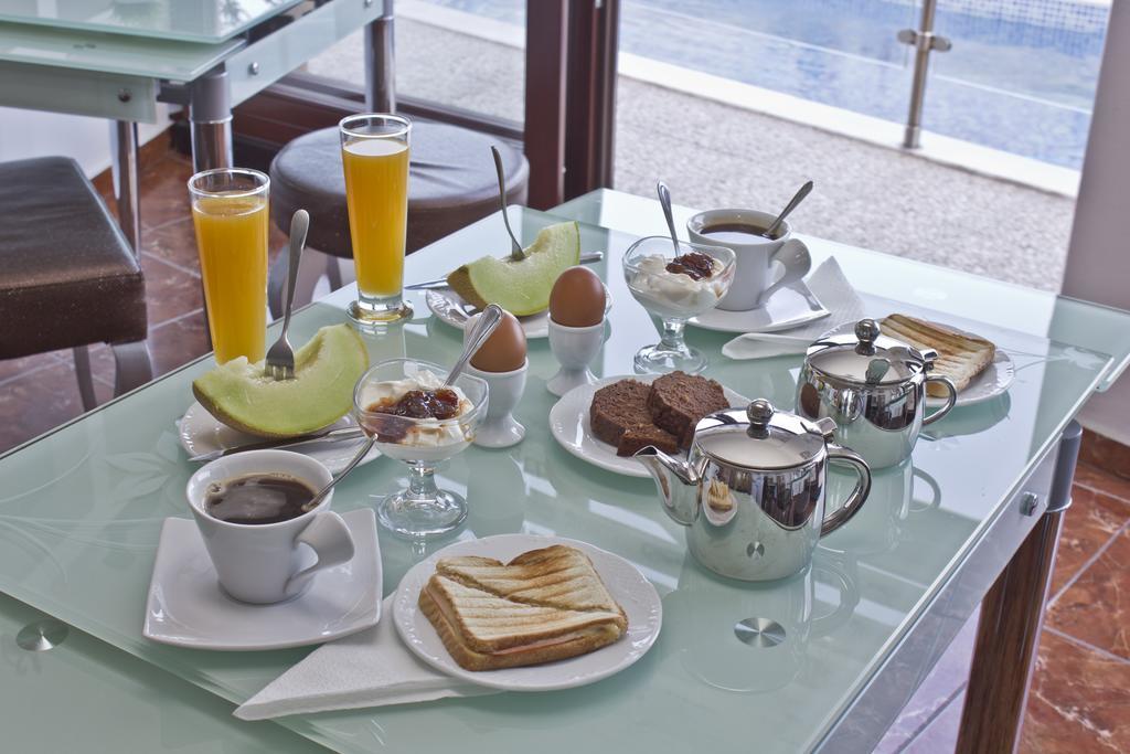 Nectarios Villa - Studios & Suites Adults Only Fira  Bagian luar foto