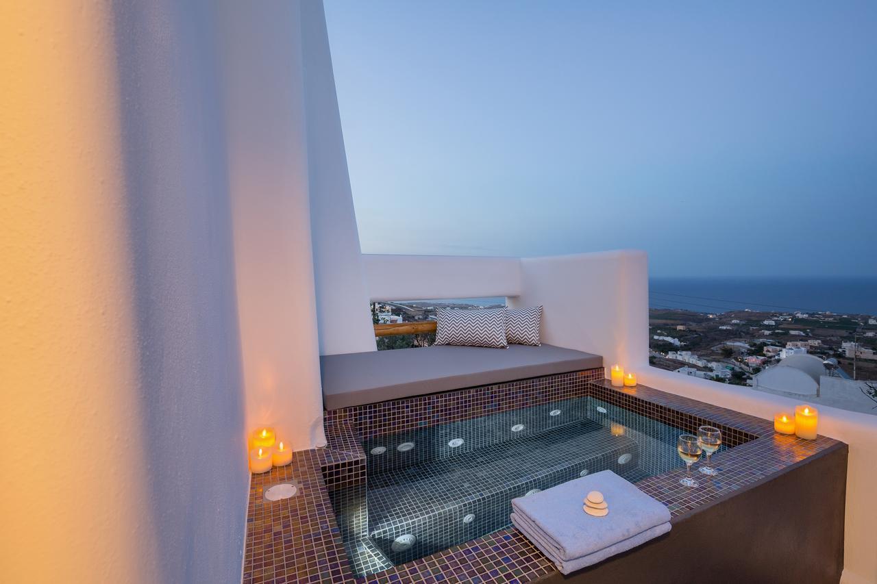 Nectarios Villa - Studios & Suites Adults Only Fira  Bagian luar foto