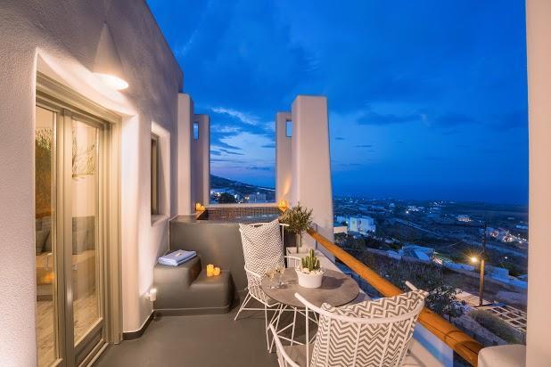 Nectarios Villa - Studios & Suites Adults Only Fira  Bagian luar foto