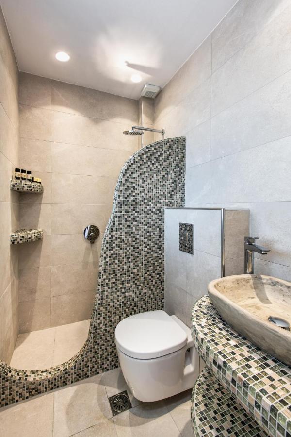 Nectarios Villa - Studios & Suites Adults Only Fira  Bagian luar foto