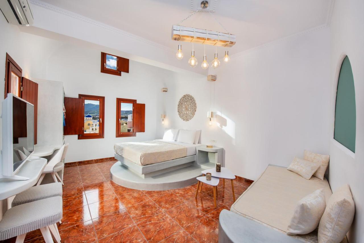 Nectarios Villa - Studios & Suites Adults Only Fira  Bagian luar foto